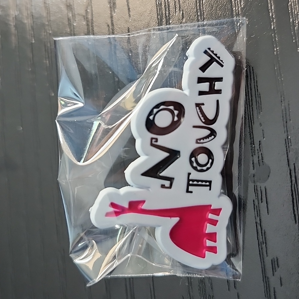 Disney's The Emperor's New Groove "No Touchy" Inspired Enamel Pin - Picture 4 of 4